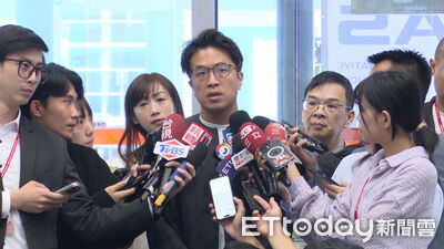 蔣萬安護藍委「社工發毒品論」　沈伯洋批惡劣：顯然沒看少康戰情室