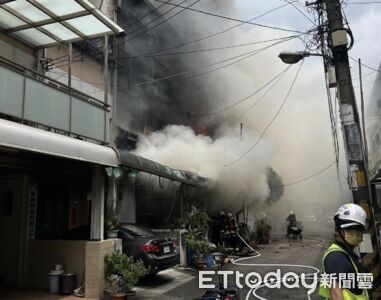 神壇點香器沒關!住持沒發現「紙箱蓋上去」 把宮廟燒了