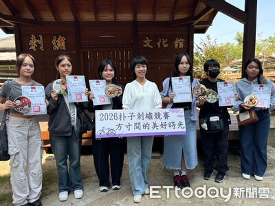 朴子刺繡徵件邁入第3屆 吳品叡倡「1鄉鎮1品牌」助青年返鄉