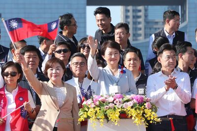 盧秀燕任內最後一次國慶升旗!提「5個堅持」喊話:家和萬事興