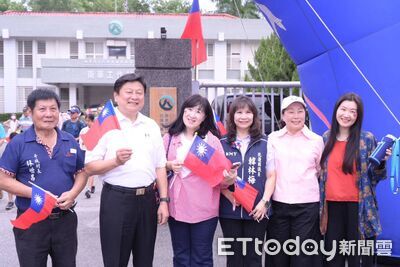 中華民國生日快樂!花蓮健走升國旗大聲唱國歌 各界齊聚迎雙十