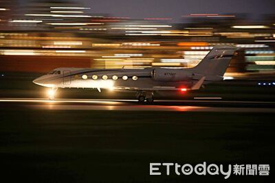 GD來台「御用專機」曝！二手價也要1.8億　機身「微笑圖案」成招牌