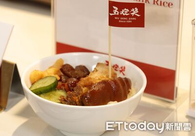 三重老店「五燈獎」登國慶酒會 迷你控肉飯、腿庫飯款待貴賓