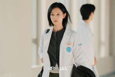 金智媛《Doctor X》播兩集收視飆14.9%！演活神劇主角還大飆金句