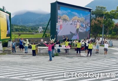 國際騎士節人潮爆棚!800台哈雷湧進富里 陳昇助陣嗨翻國慶夜