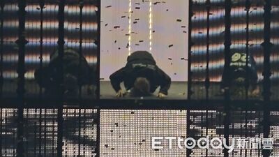 直擊／BIGBANG行大禮到最後！GD「等我們回來」：能跟團員一起更開心