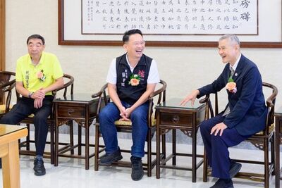 桃園讀經會考登場 蘇俊賓:親子共讀傳承經典文化