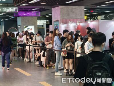 i-dle雨琦GIGI角色快閃店降臨西門町!人潮爆滿「排4小時搶周邊」