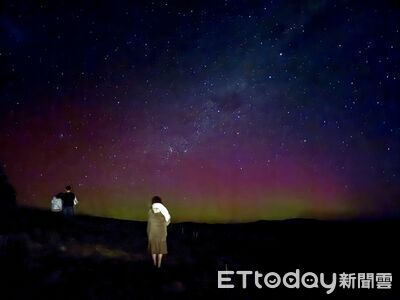 紐西蘭蒂卡波湖「直擊南極光」 手機拍出夢幻紅紫色