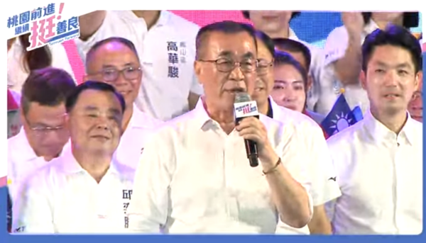 ▲新北市長候選人李四川為昔日老長官張善政站台力挺，懇請鄉親繼續支持張善政順利連任。（圖／張善政競總提供）