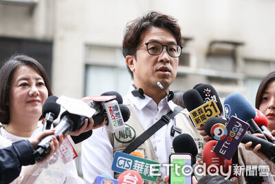 被問放颱風假標準 沈伯洋:「股市與停班課脫鉤」值得討論