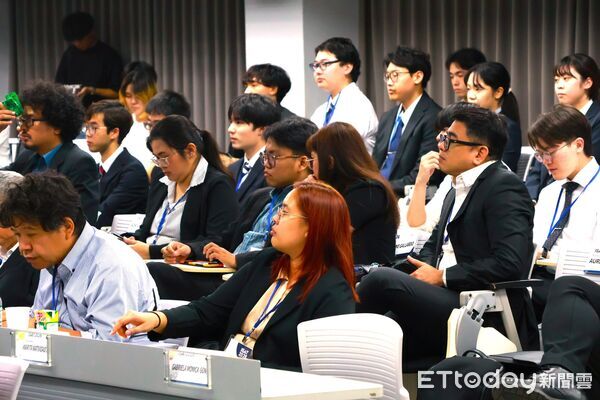 ▲南台科大舉辦第25屆先進科技國際研討會,邀集台灣、日本、菲律賓及越南4校師生交流AI與永續科技研究。(記者林東良翻攝,下同)