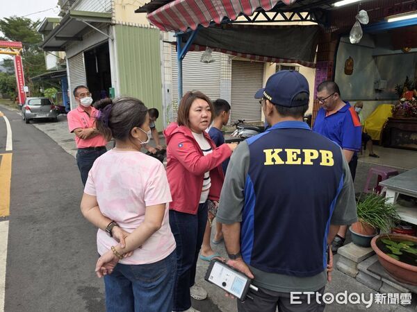 [新聞] 高雄林園飄噁臭味！居民「臉手全黑」畫面 - 八卦 - PTT.BEST 批踢踢爆文 2