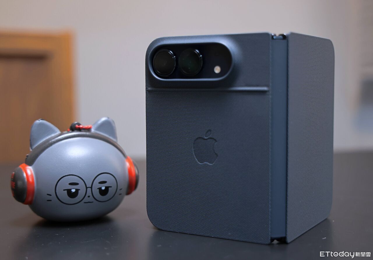 ▲▼ iPhone Duo,Duo,iPhoneDuo 。(圖/記者蘇晟彥攝)