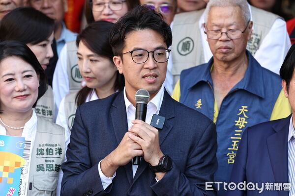 ▲▼天母三玉宮賴總統參拜揭匾典禮-沈伯洋。(圖/記者黃克翔攝)