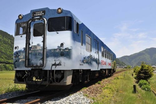 乘著天空之城列車直衝雲霄尋訪雲海間的日本竹田城 Ettoday旅遊雲 Ettoday新聞雲