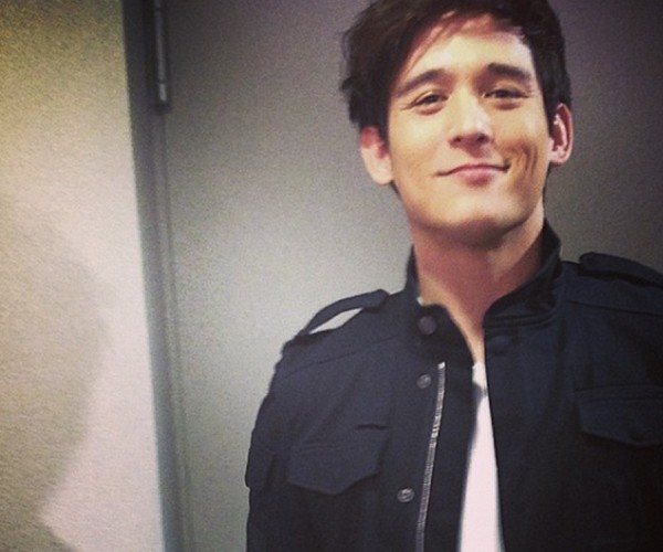 倪安東偷吃女神級藝人與女主播　　